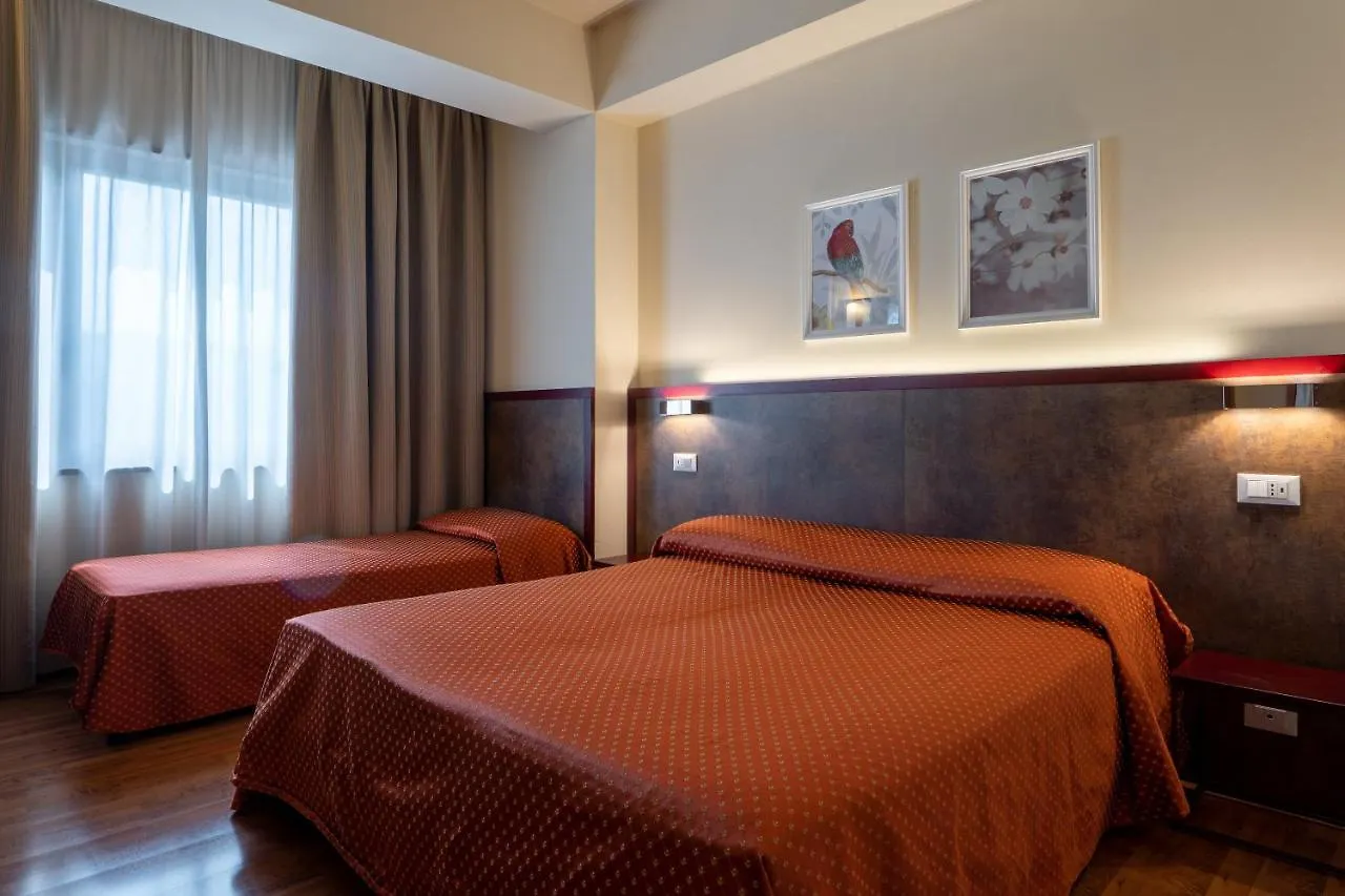 Hotel Centrale Mestre 3*,  Italien