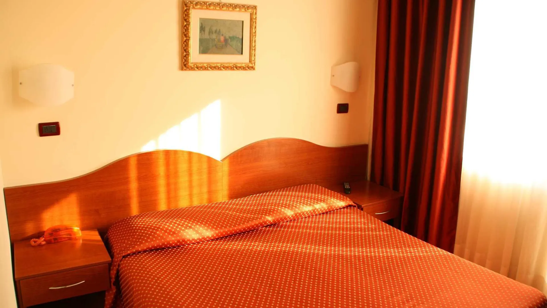 Hotel Centrale Mestre 3*,  Italien